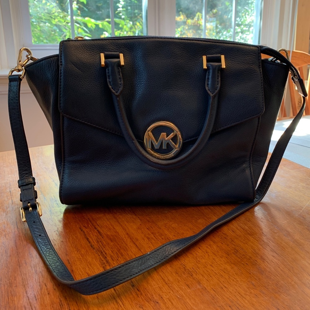 Michael Kors navy handbag with shoulder strap